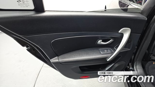 Renault Korea SM5  2018 — photo 15
