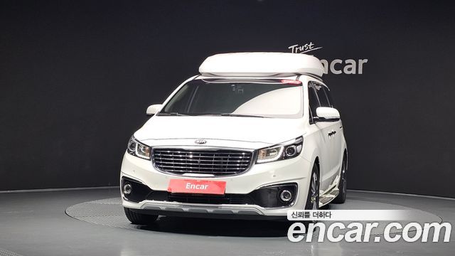 Kia Canival 2017 — photo 3