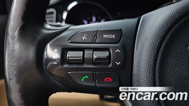Kia Canival 2017 — photo 29