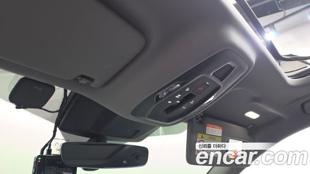 Audi Q5 2025 — photo 25