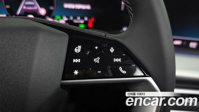 Audi Q5 2025 — photo 16