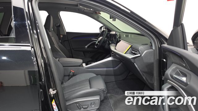 Audi Q5 2025 — photo 28