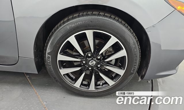 Nissan Altima 2018 — photo 7