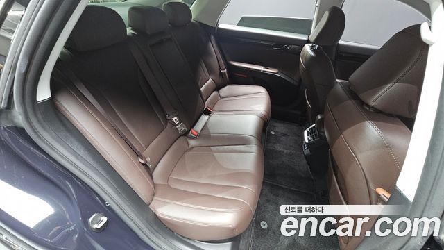 Hyundai Grandeur 2023 — photo 17