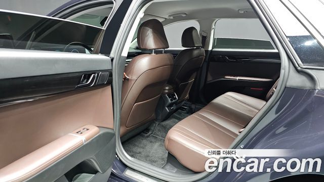 Hyundai Grandeur 2023 — photo 18