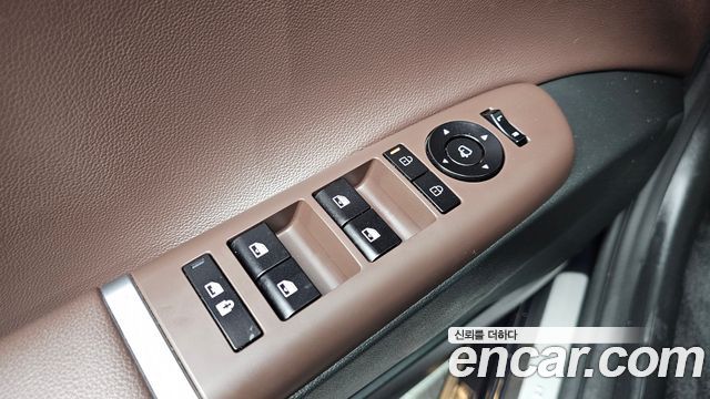 Hyundai Grandeur 2023 — photo 24