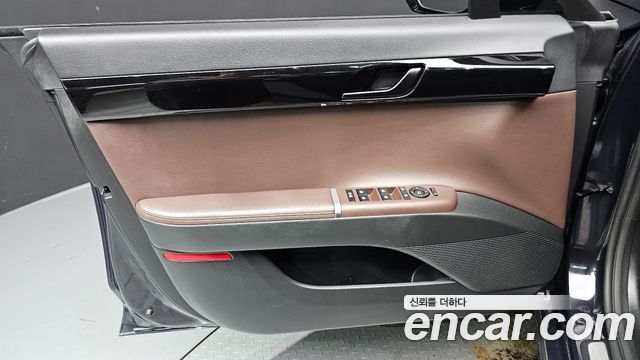 Hyundai Grandeur 2023 — photo 14