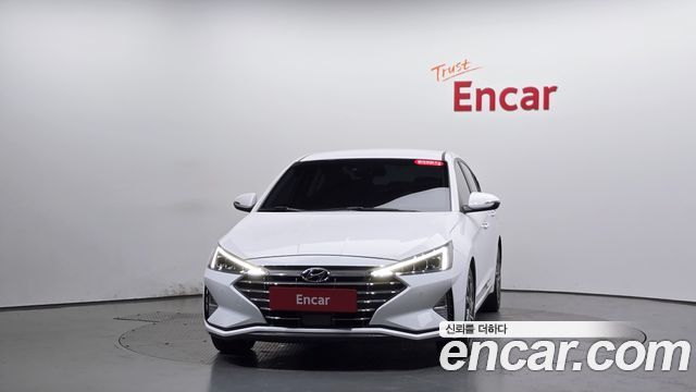 Hyundai AVANTE 2020 — photo 3