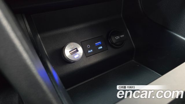 Hyundai AVANTE 2020 — photo 24