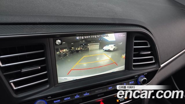 Hyundai AVANTE 2020 — photo 25