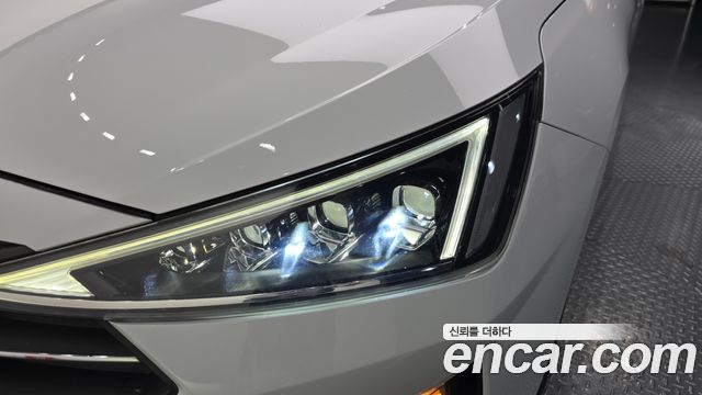 Hyundai AVANTE 2020 — photo 8