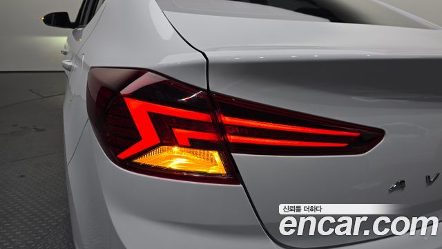 Hyundai AVANTE 2020 — photo 9