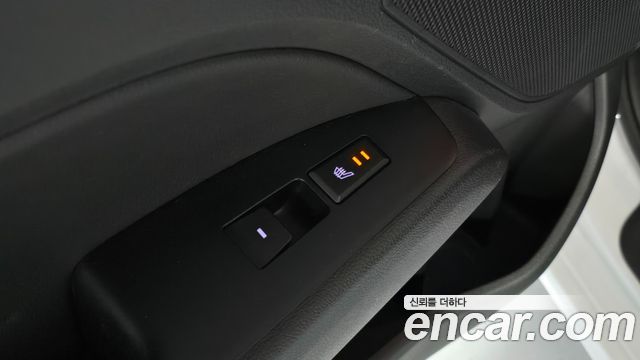 Hyundai AVANTE 2020 — photo 36