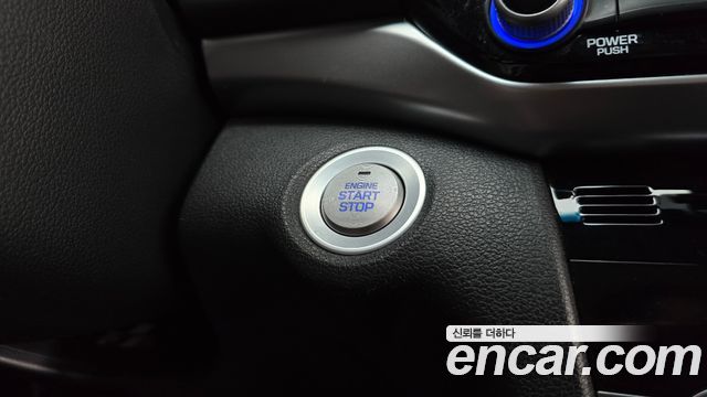 Hyundai AVANTE 2020 — photo 39
