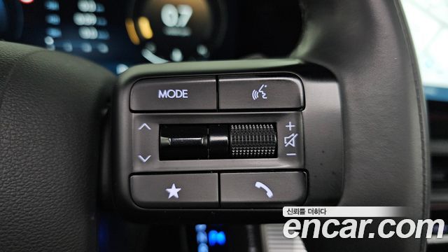 Hyundai Santafe 2024 — photo 32