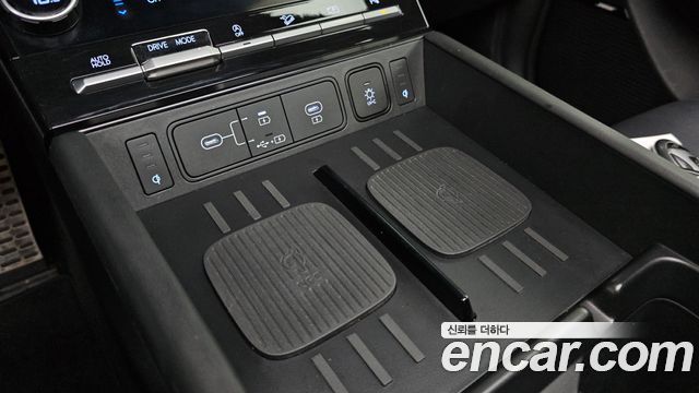 Hyundai Santafe 2024 — photo 33