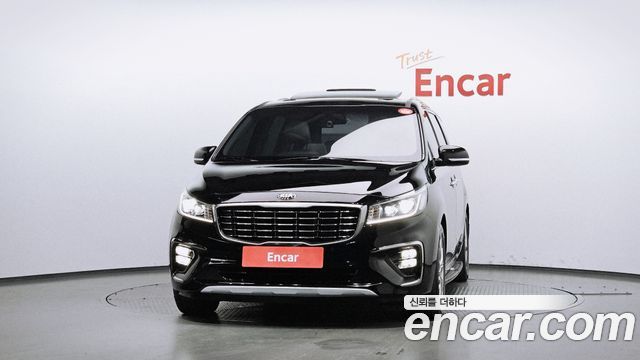 Kia Canival 2019 — photo 3