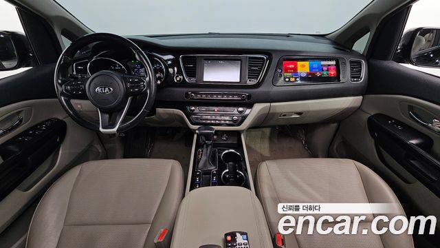 Kia Canival 2019 — photo 7