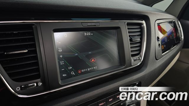 Kia Canival 2019 — photo 13