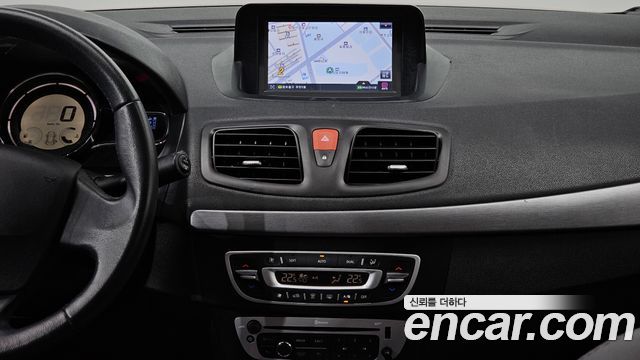 Renault Korea SM3 2018 — photo 14