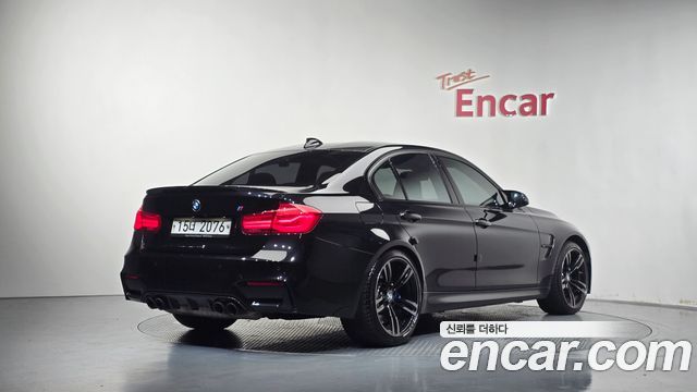 BMW M3 2018 — photo 2