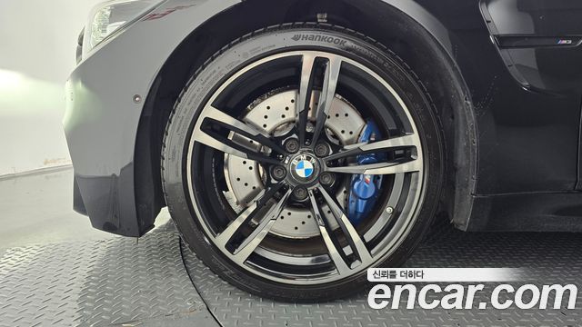 BMW M3 2018 — photo 5