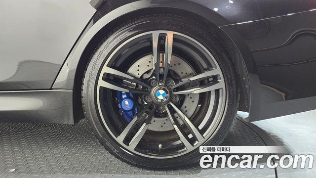 BMW M3 2018 — photo 7