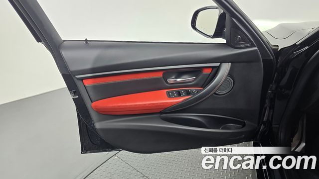 BMW M3 2018 — photo 14