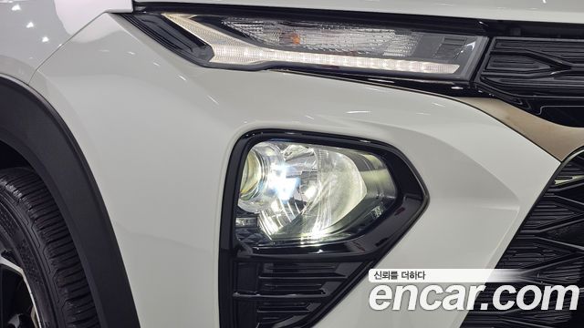 Chevrolet Korea Trailblazer 2022 — photo 8