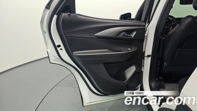 Chevrolet Korea Trailblazer 2022 — photo 15