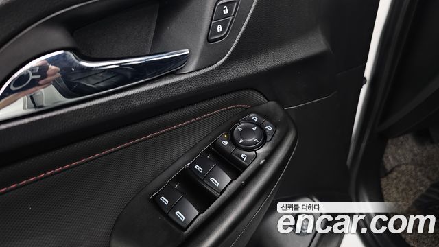 Chevrolet Korea Trailblazer 2022 — photo 28