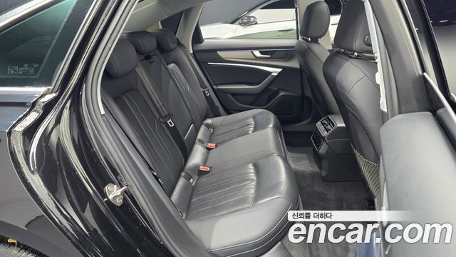 Audi A6 2020 — photo 16