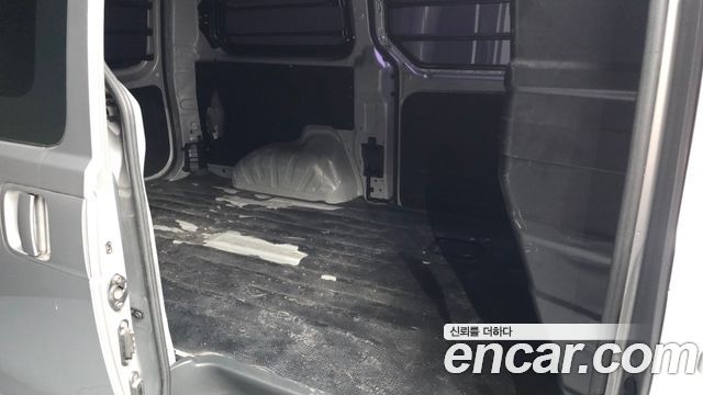 Hyundai Starex 2016 — photo 11