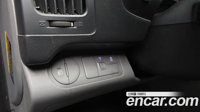 Hyundai Starex 2016 — photo 15