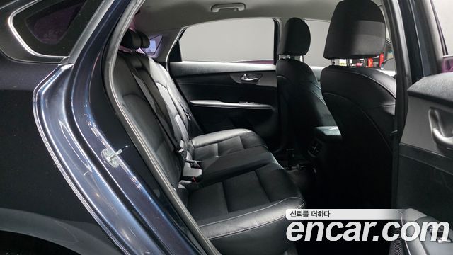 Kia K3 2020 — photo 17