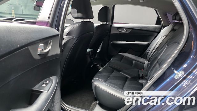 Kia K3 2020 — photo 18