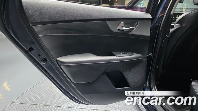 Kia K3 2020 — photo 15