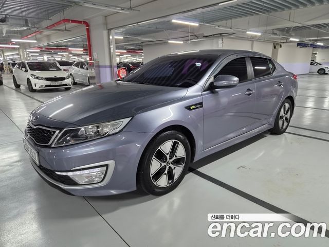 Kia K5 2012 — photo 1