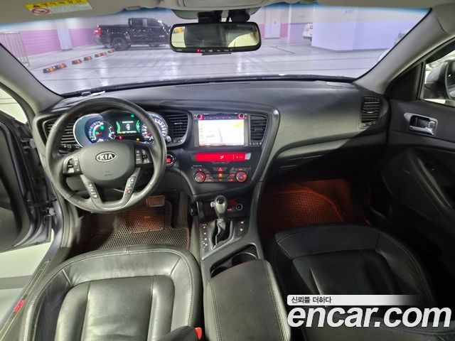 Kia K5 2012 — photo 9