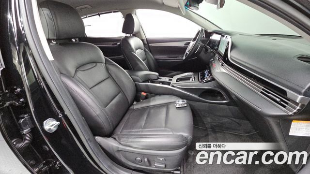 Hyundai Grandeur 2023 — photo 16