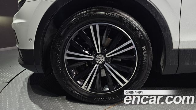 Volkswagen Tiguan 2020 — photo 5