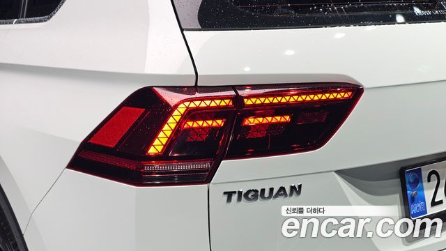 Volkswagen Tiguan 2020 — photo 9