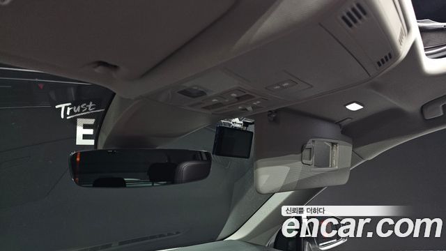 Volkswagen Tiguan 2020 — photo 29