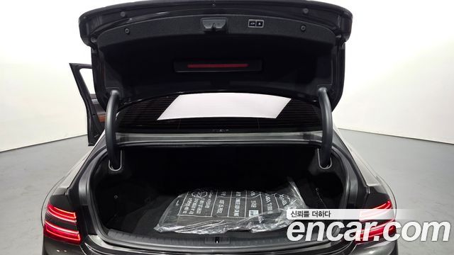 Genesis G80 2022 — photo 20