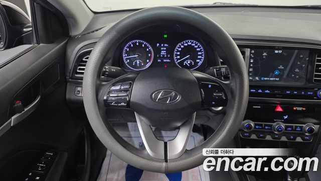 Hyundai AVANTE 2020 — photo 14