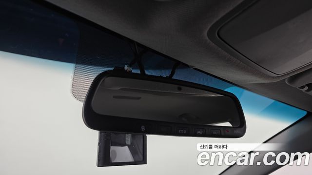 Hyundai AVANTE 2020 — photo 16