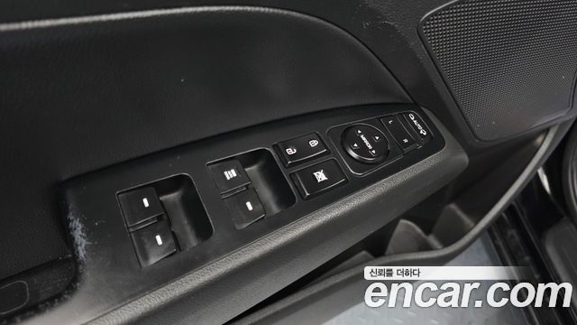 Hyundai AVANTE 2020 — photo 19