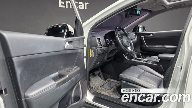 Kia Sportage 2016 — photo 13
