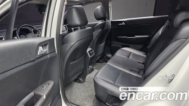 Kia Sportage 2016 — photo 18