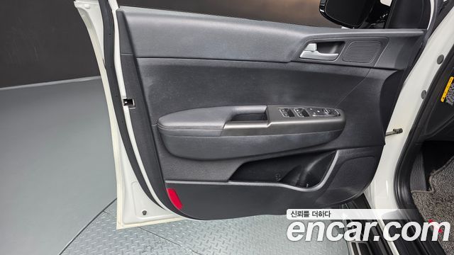 Kia Sportage 2016 — photo 14